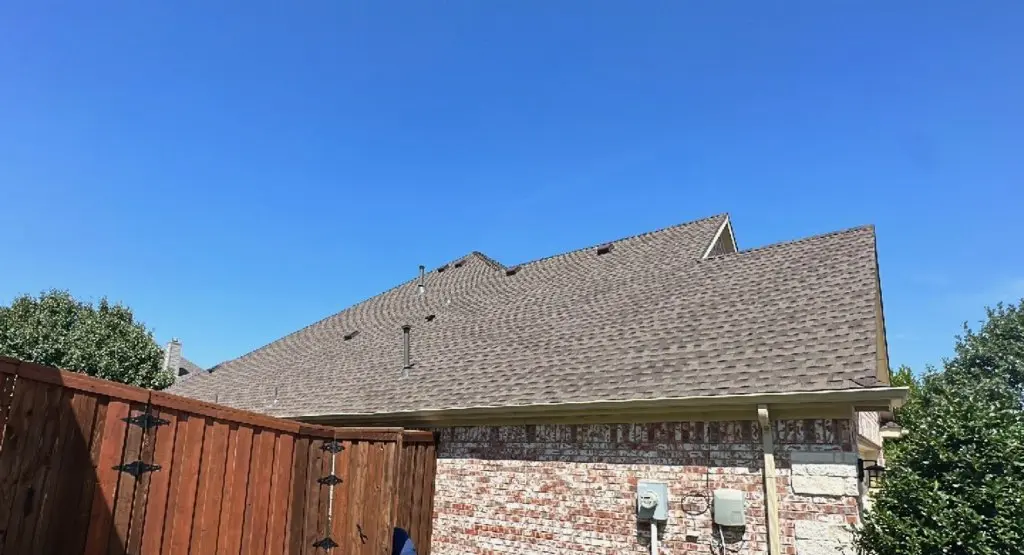 Completed roof replacement project in Yukon